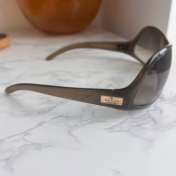 Vintage Gucci GG 1414/S oversized shield sunglasses ? Italian designer Vintage main image 5